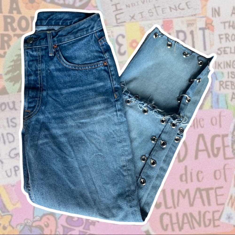 Helena GRLFRND Jeans - Picture 3 of 4
